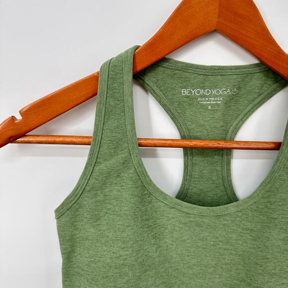 BEYOND YOGA Spacedye Step Up Green Racerback Active Tank // S - Picture 2 of 7